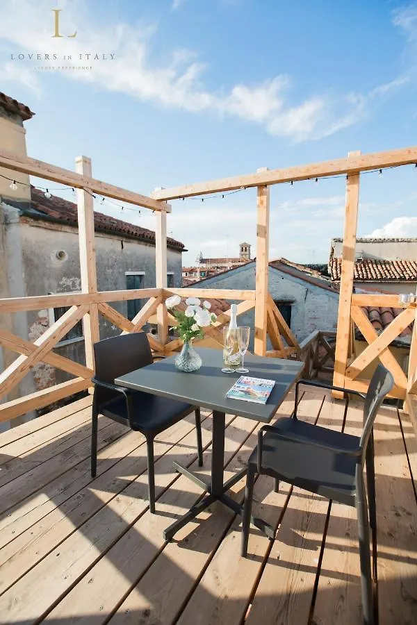 Loversinitaly Romantic Apartments - Altana And Jacuzzi Venice 0*,