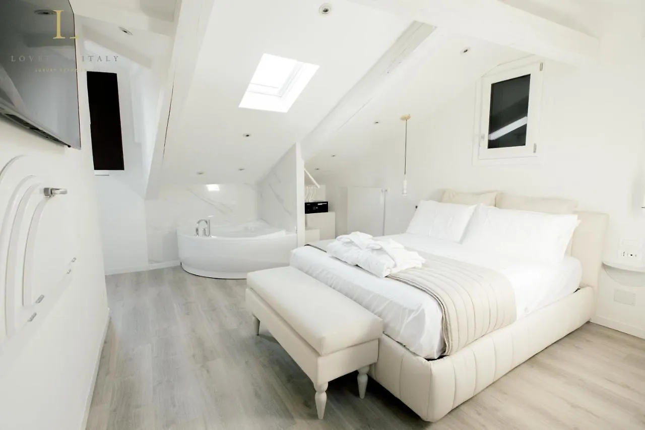 Loversinitaly Romantic Apartments - Altana And Jacuzzi Venice